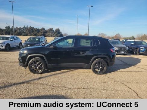 New 2026 Jeep Compass Latitude image 3