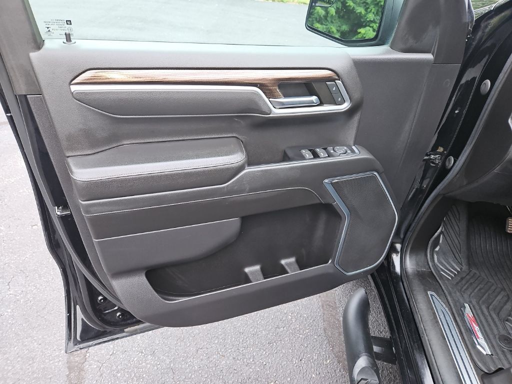 Certified 2022 Chevrolet Silverado 1500 RST AWD/4WD image 15