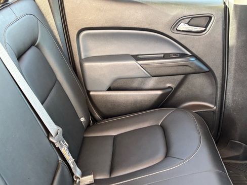 Used 2020 Chevrolet Colorado Z71 image 13