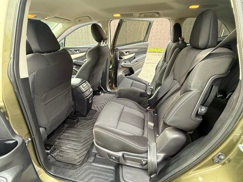 Used 2022 Subaru Ascent Premium w/ Convenience Package image 32