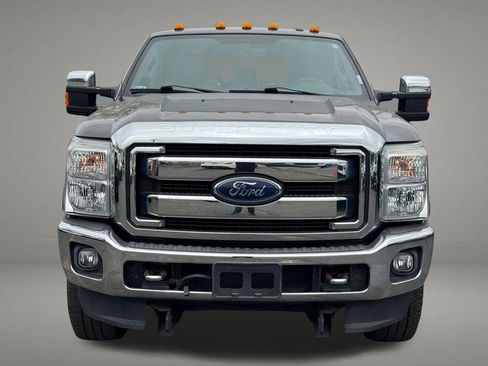 Used 2016 Ford F250 XLT w/ XLT Premium Package AWD/4WD image 9