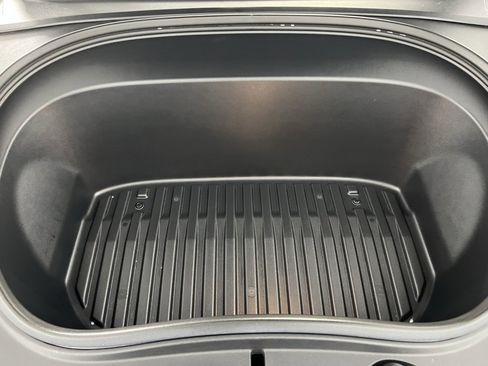 Used 2025 Tesla Model 3 Long Range image 35