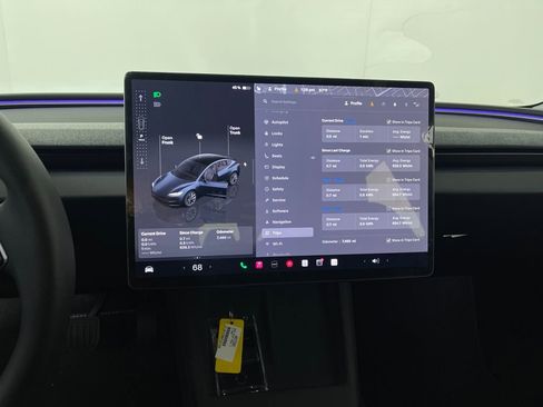 Used 2025 Tesla Model 3 Long Range image 23
