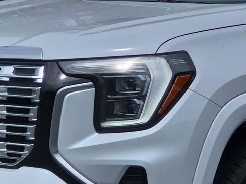 Used 2026 GMC Terrain Denali w/ LPO, Floor Liner Package AWD/4WD image 6