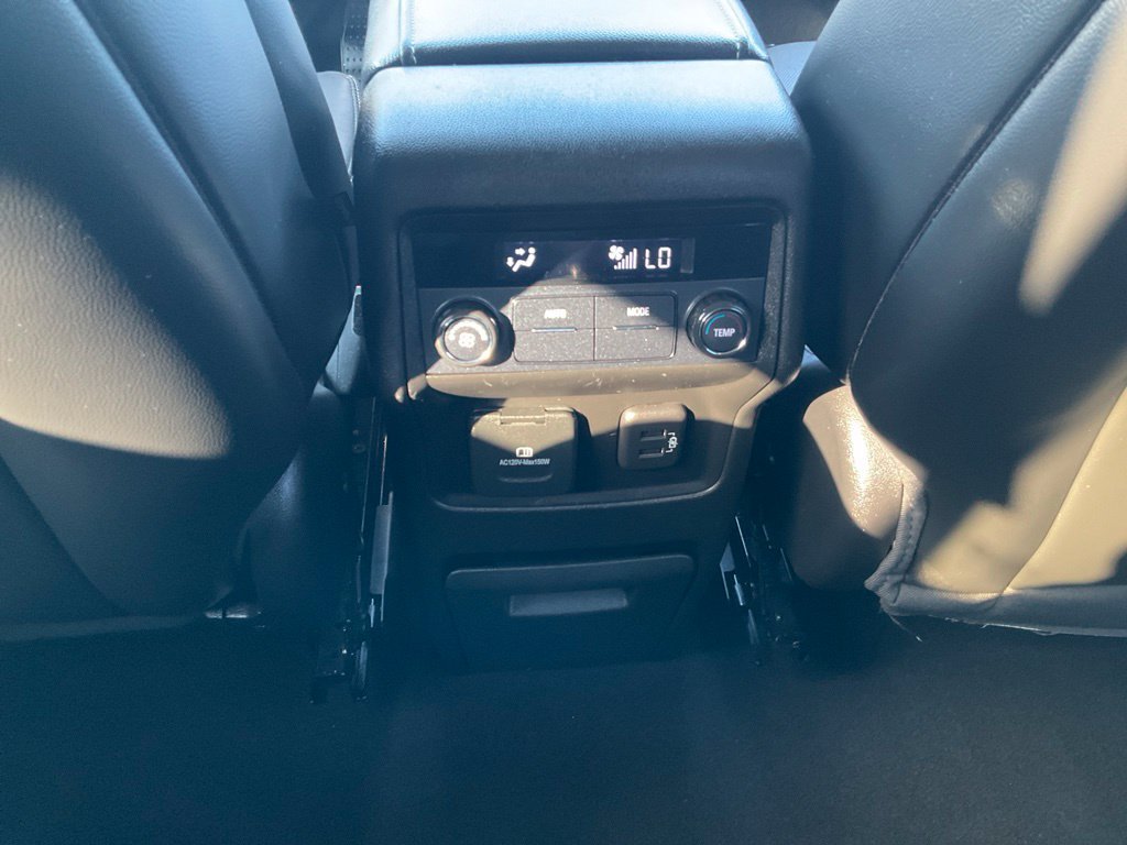 Used 2019 GMC Acadia SLT FWD image 33