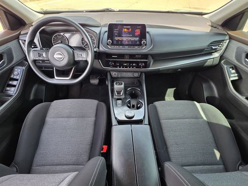 Used 2023 Nissan Rogue SV AWD/4WD image 9
