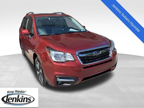 Used 2018 Subaru Forester 2.5i Premium AWD/4WD image 1