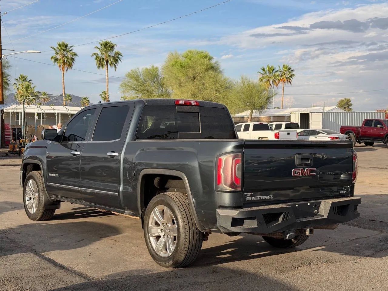 Used 2017 GMC Sierra 1500 SLT AWD/4WD image 6