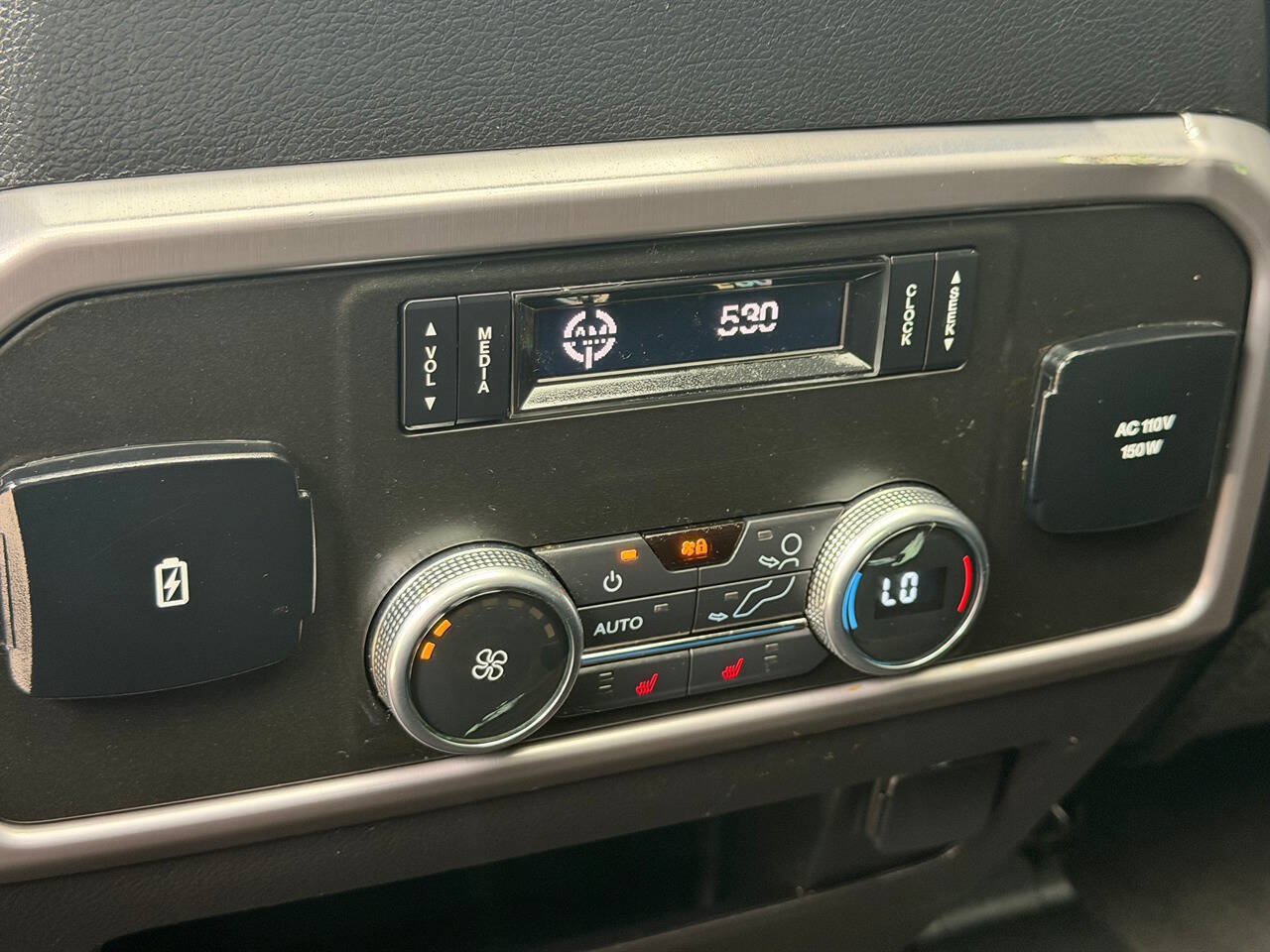 Used 2019 Ford Expedition Platinum AWD/4WD image 26