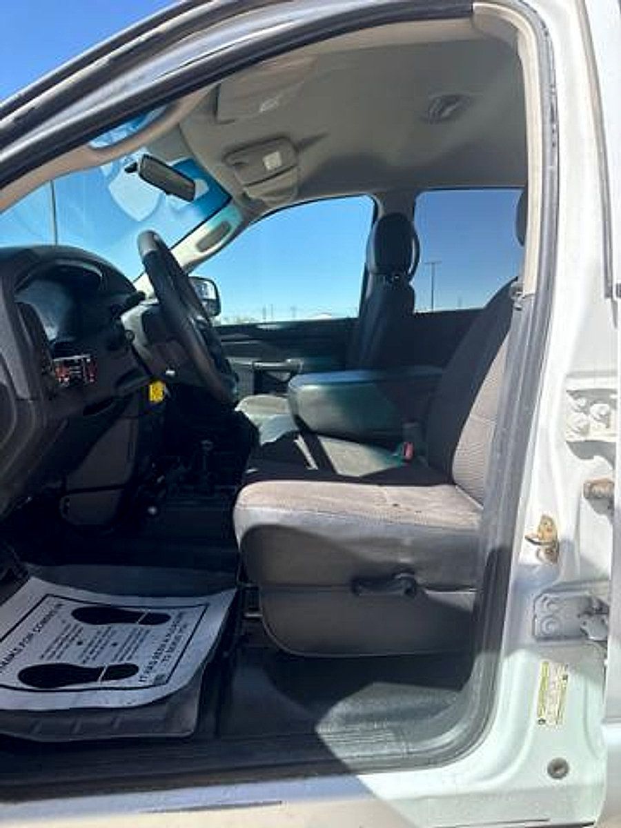 Used 2005 Dodge Ram 2500 Truck ST w/ Trailer Tow Group AWD/4WD image 12