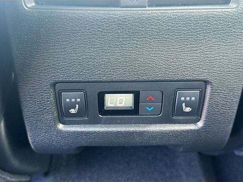 New 2026 Mitsubishi Outlander SEL FWD image 28