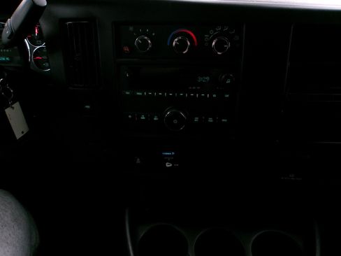 Used 2024 Chevrolet Express 2500 w/ Driver Convenience Package image 10