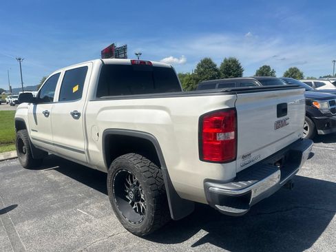 Used 2015 GMC Sierra 1500 SLT w/ SLT Crew Cab Value Package AWD/4WD image 6