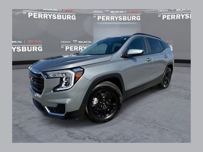 Used 2024 GMC Terrain SLE w/ Driver Convenience Package