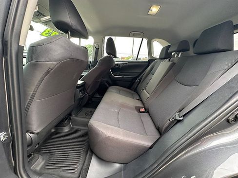 Certified 2023 Toyota RAV4 LE AWD/4WD image 16