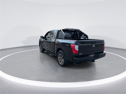 Used 2024 Nissan Titan SV w/ SV Bronze Edition Package image 6
