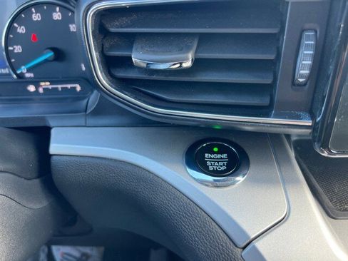 Certified 2021 Ford Explorer XLT w/ Equipment Group 202A image 18