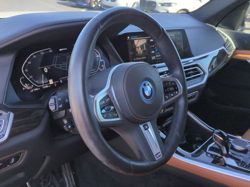 Used 2023 BMW X5 xDrive45e w/ M Sport Package image 18