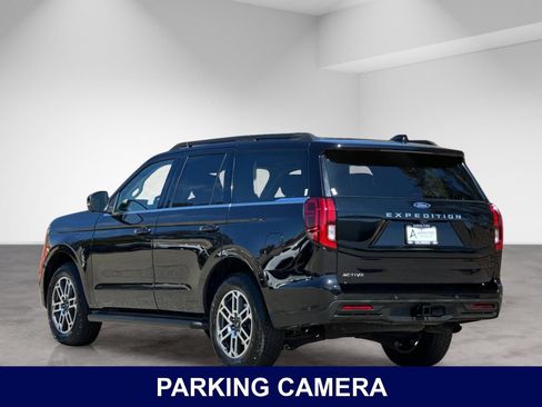 Used 2025 Ford Expedition Active AWD/4WD image 4