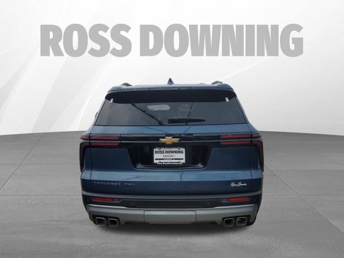 Used 2025 Chevrolet Traverse LT w/ Driver Confidence Package AWD/4WD image 5