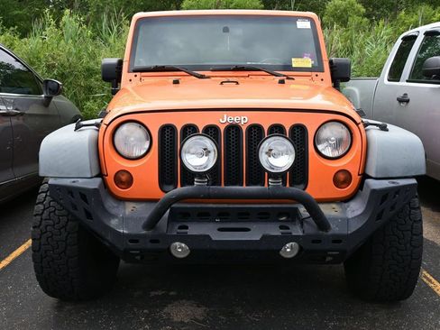Used 2012 Jeep Wrangler Unlimited Sport AWD/4WD image 9
