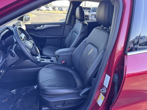 Used 2025 Ford Escape SE w/ PHEV Premium Package image 21