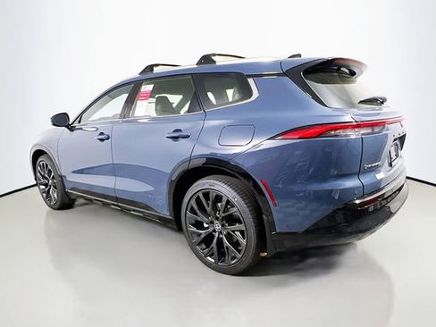 New 2026 Toyota Crown Signia AWD/4WD image 5