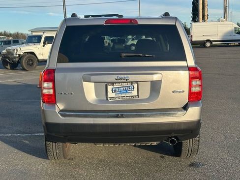 Used 2017 Jeep Patriot High Altitude image 3