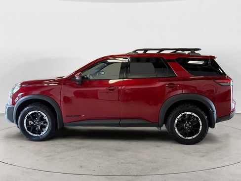 Used 2024 Nissan Pathfinder Rock Creek AWD/4WD image 2
