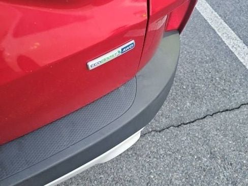 Used 2020 Ford Escape SE image 7