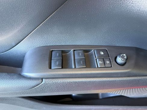 Used 2024 Toyota Camry SE image 13