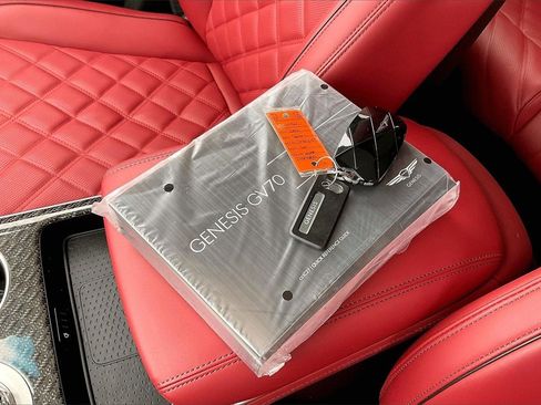 Used 2026 Genesis GV70 3.5T Sport Prestige image 35