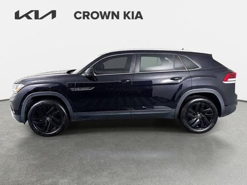 Used 2022 Volkswagen Atlas Cross Sport SE FWD image 9