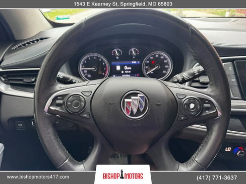 Used 2020 Buick Enclave Essence w/ Sound and Sites Package AWD/4WD image 38