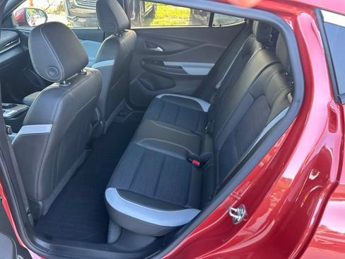 Used 2024 Buick Envista Preferred w/ Convenience I Package FWD image 6