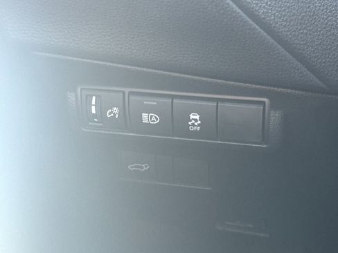 New 2026 Toyota Corolla Cross XLE AWD/4WD image 32