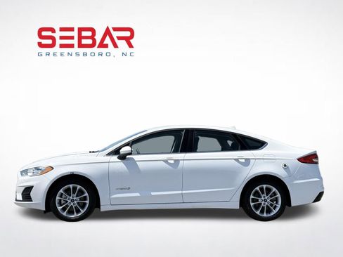 Used 2019 Ford Fusion SE image 11