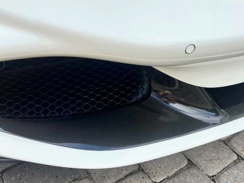 Used 2022 Ferrari F8 Tributo RWD image 19