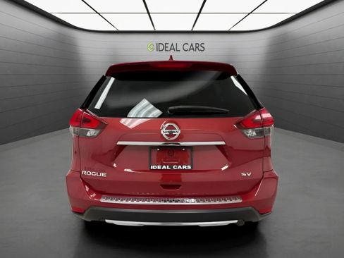 Used 2018 Nissan Rogue SV w/ Premium Package FWD image 6