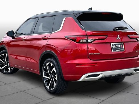 Used 2023 Mitsubishi Outlander SEL image 11