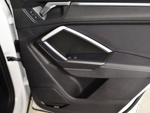 Used 2022 Audi Q3 2.0T Premium Plus w/ Premium Plus Package image 22