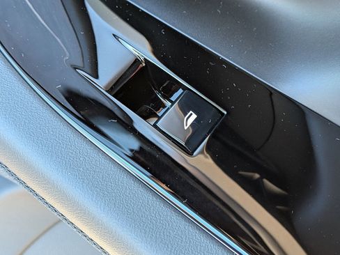 New 2026 BMW 530i w/ M Sport Package image 37