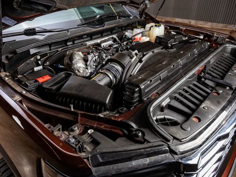 Used 2024 GMC Sierra 2500 Denali Ultimate w/ Max Trailering Package image 40