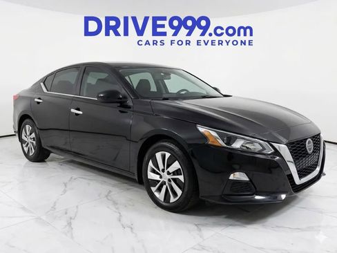 Used 2020 Nissan Altima 2.5 S image 1