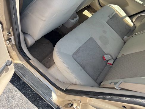 Used 2007 Chevrolet Cobalt LS FWD image 14