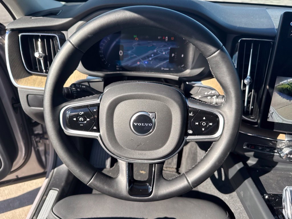 Used 2026 Volvo XC60 B5 Plus AWD/4WD image 14