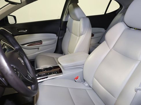 Used 2016 Acura TLX FWD image 27