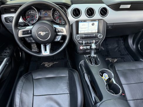 Used 2017 Ford Mustang GT Premium image 23