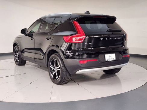 Used 2023 Volvo XC40 B4 Core w/ Protection Package Premier FWD image 6