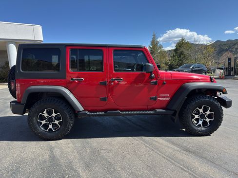 Used 2012 Jeep Wrangler Unlimited Sport AWD/4WD image 8